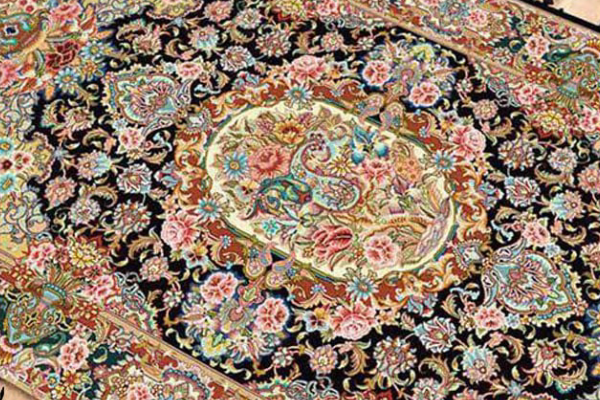 جلب توجه با اصالت: خرید فرش ماشینی 12 متری ایرانی به سلیقه ویژه‌ای افتخار می‌آورد