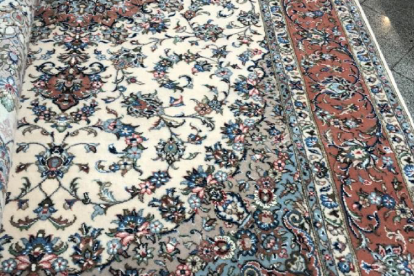 با شکوهی که باقی می‌ماند: راز زیبایی در خرید فرش ماشینی 12 متری ایرانی