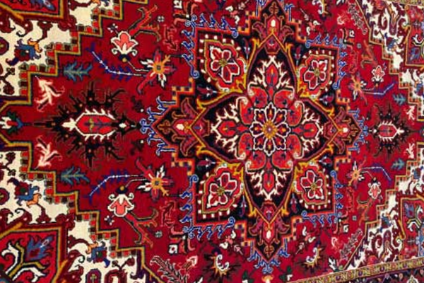 رازهای قدرتمند: آشنایی با نقوش و طراحی‌های خاص فرش ایرانی 6 متری دست‌بافت و تأثیر آن بر قیمت