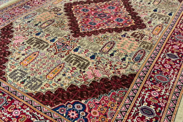 گنجینه هنری زندگی: خرید فرش ایرانی 6 متری دست‌بافت و تأثیر جنس پشم در قیمت و ارزش محصول