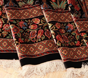 نکات مهم در مذاکره برای بهترین معامله: خرید هوشمند فرش ایرانی به ابعاد 12 متری