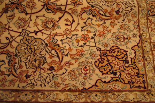 زیبایی دست‌باف: عرضه گسترده فرش دست‌باف 6 متری با بهترین قیمت از منبع تولید