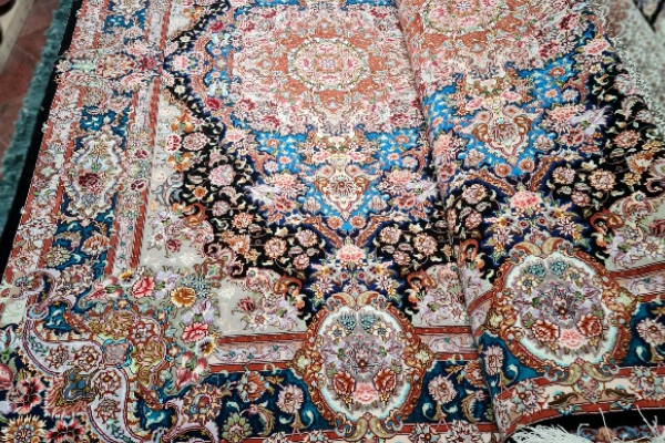 مقایسه قیمت: راهی برای انتخاب بهترین معامله برای فرش ماشینی 12 متری