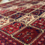 لمسی از شکوه: نگاهی به ویژگی‌های شگفت‌انگیز و قیمت جذاب فرش دسباف 12 متری